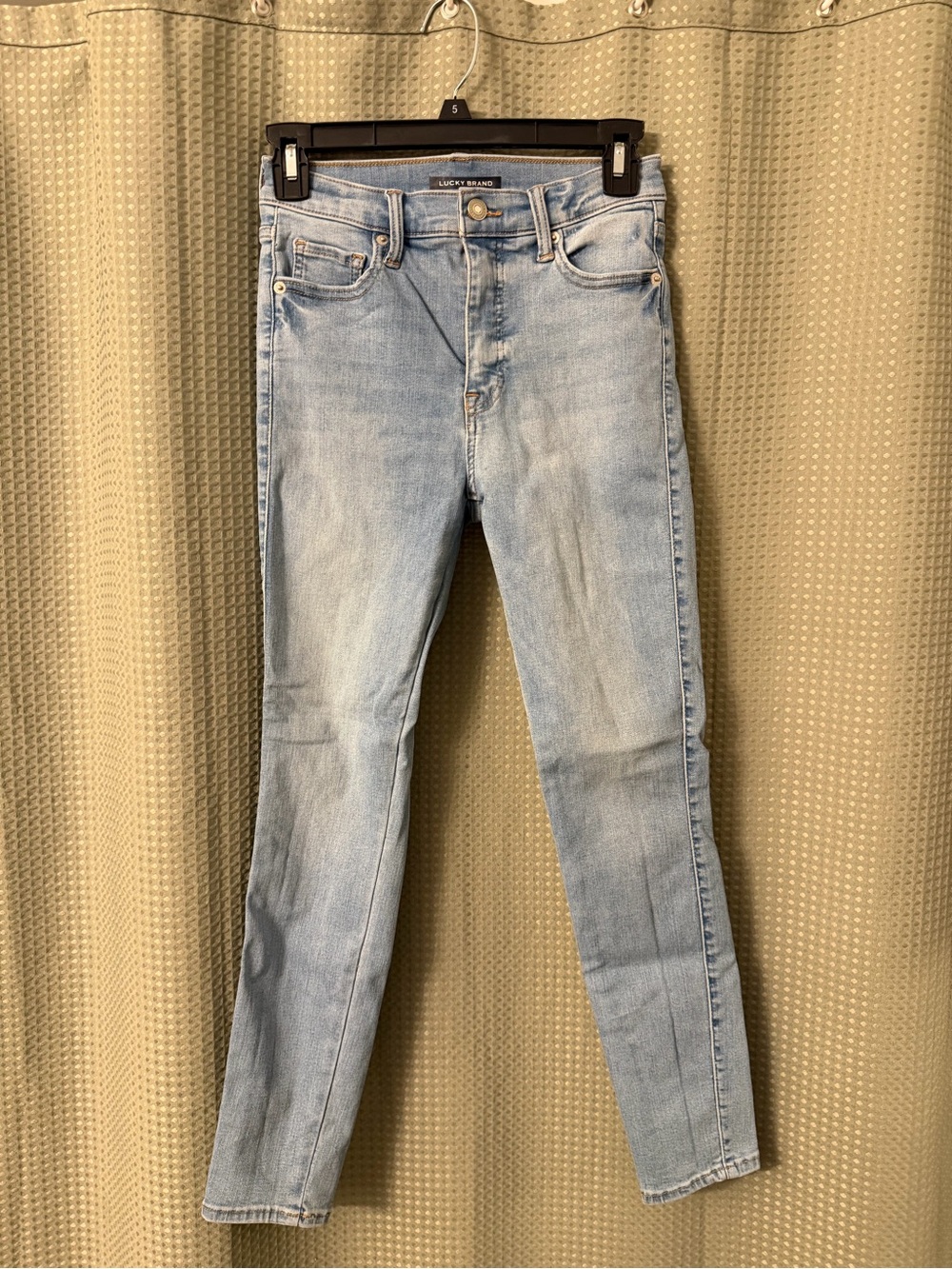 Lucky Brand Light Wash Skinny Jeans - Pale Blue
